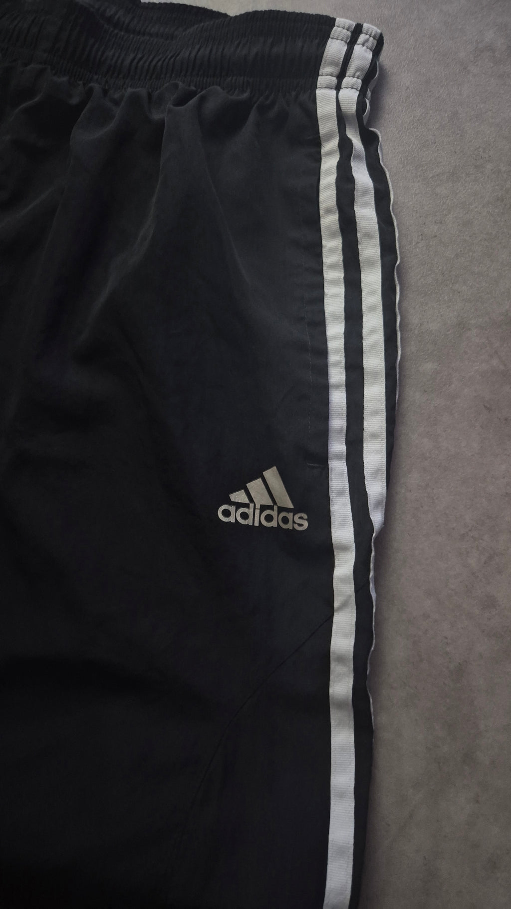 Adidas Tracksuit (S-M)