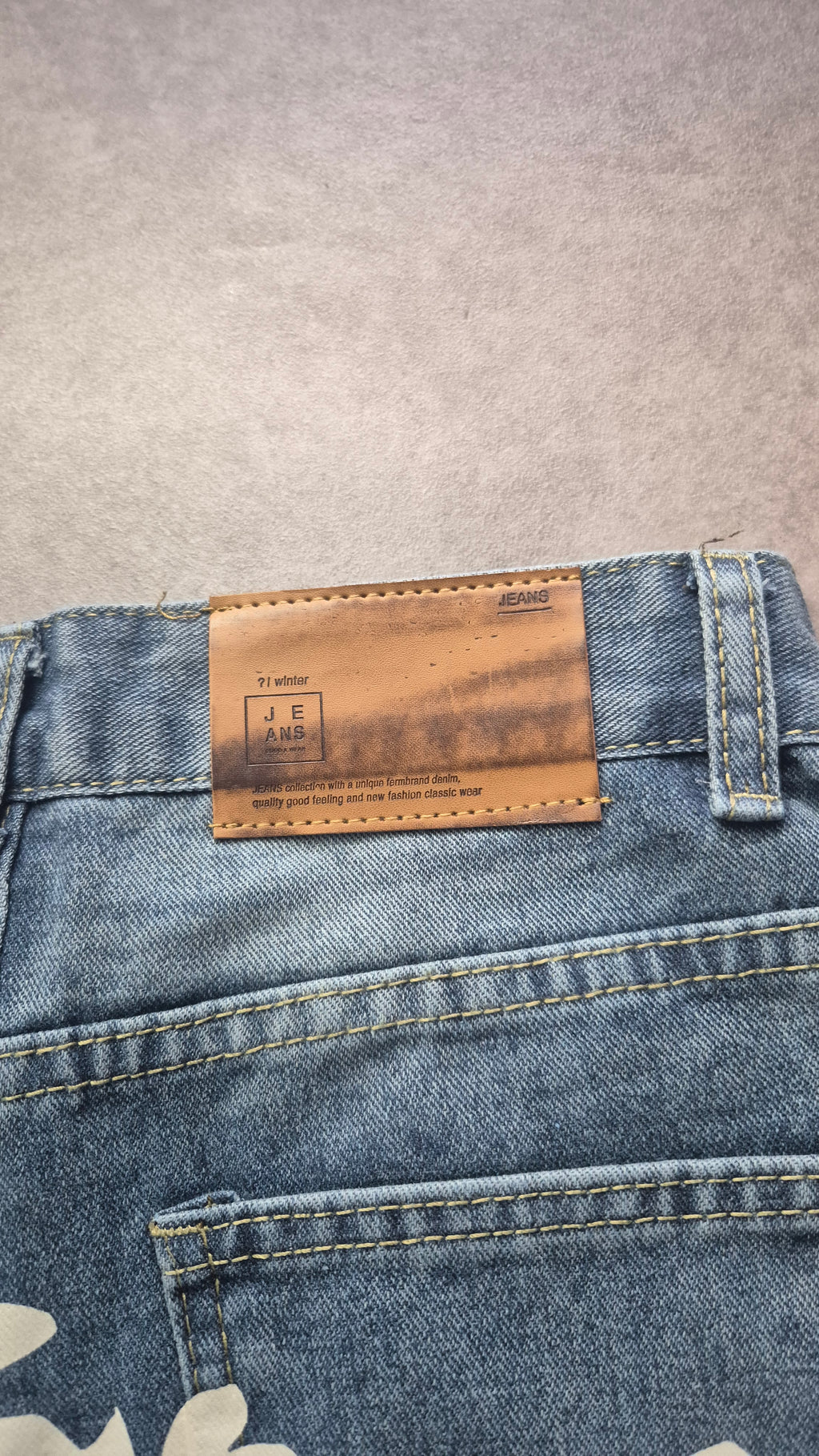 Backprint Baggy Jeans (M)