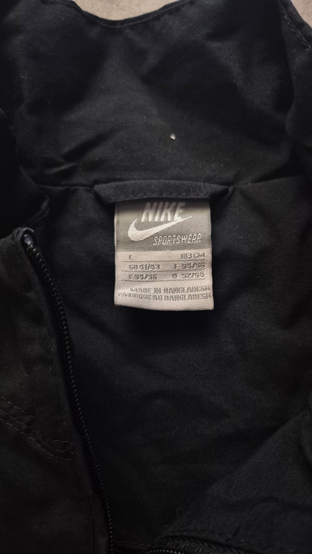 Nike Tracksuit (L)