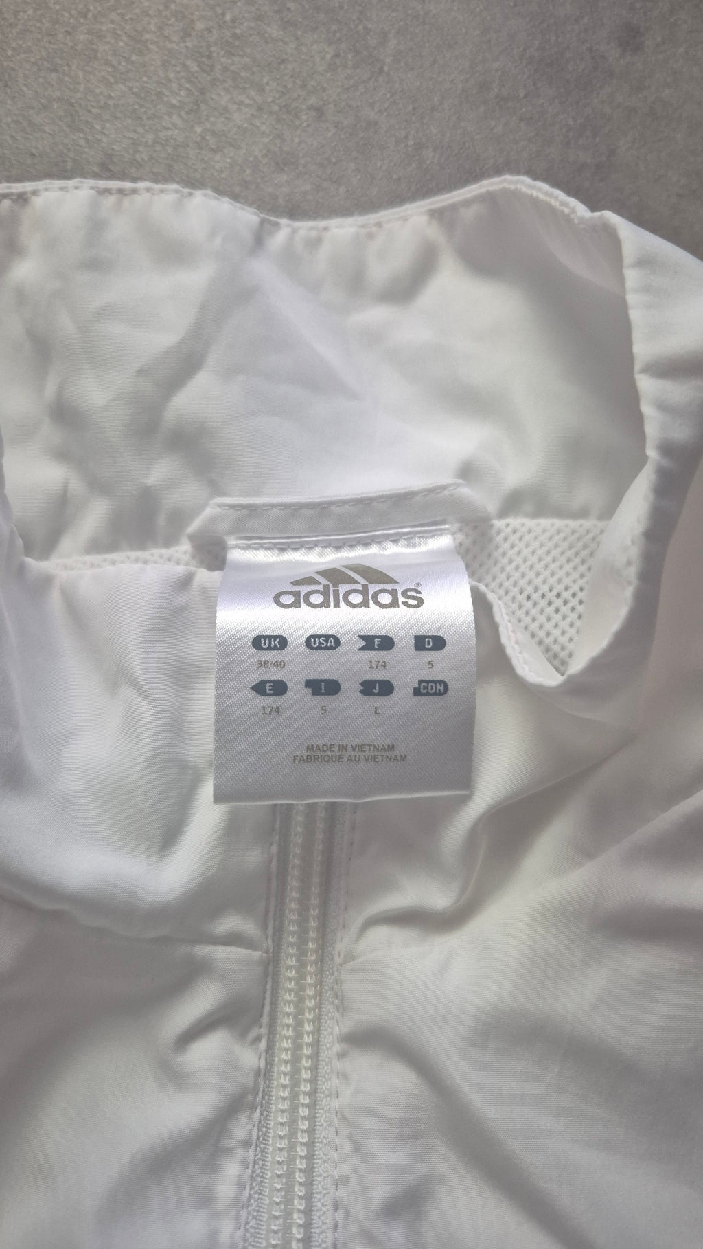 Adidas Tracksuit (S-M)
