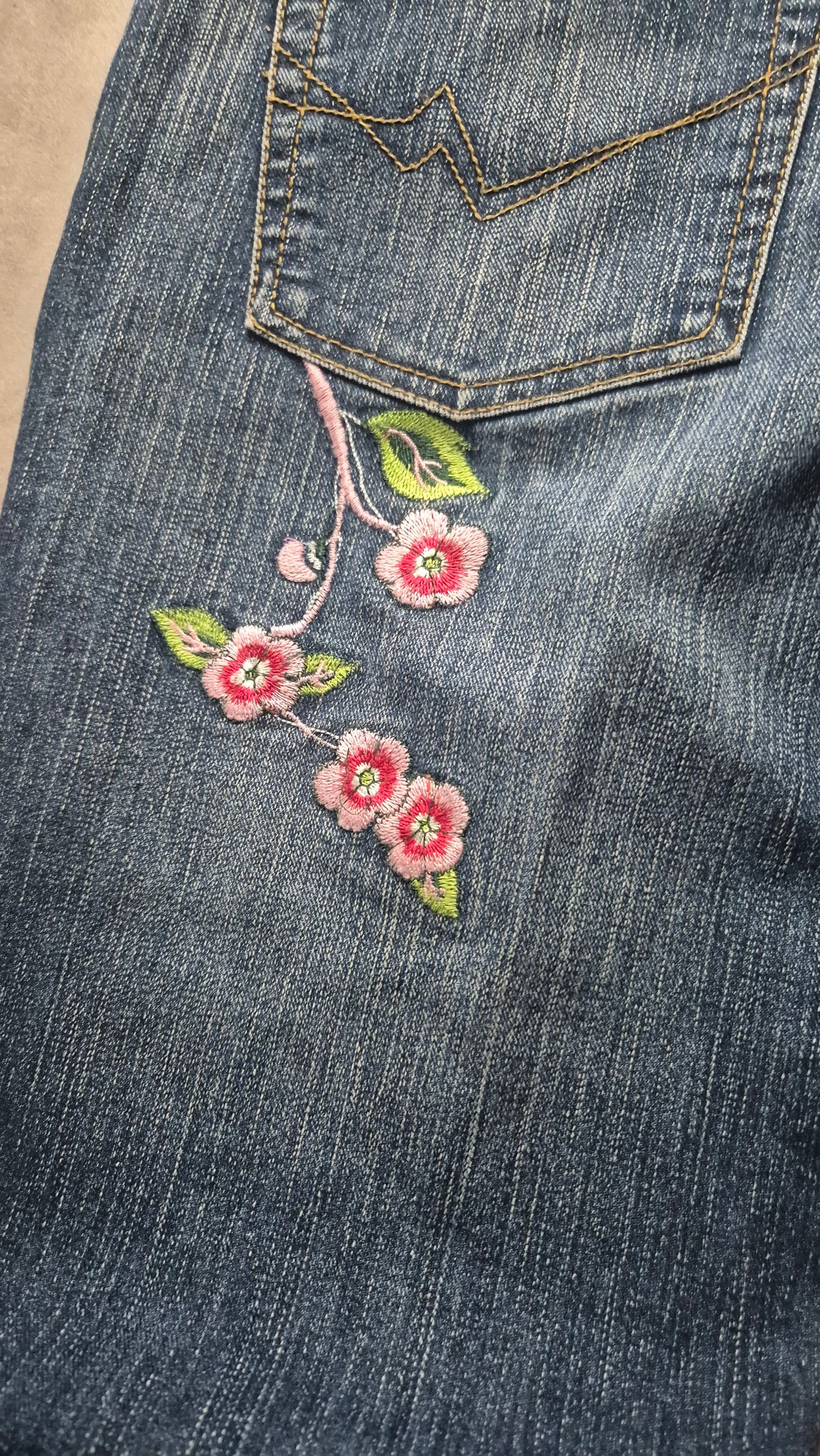 Y2K Jeans – Blumen & Palmen