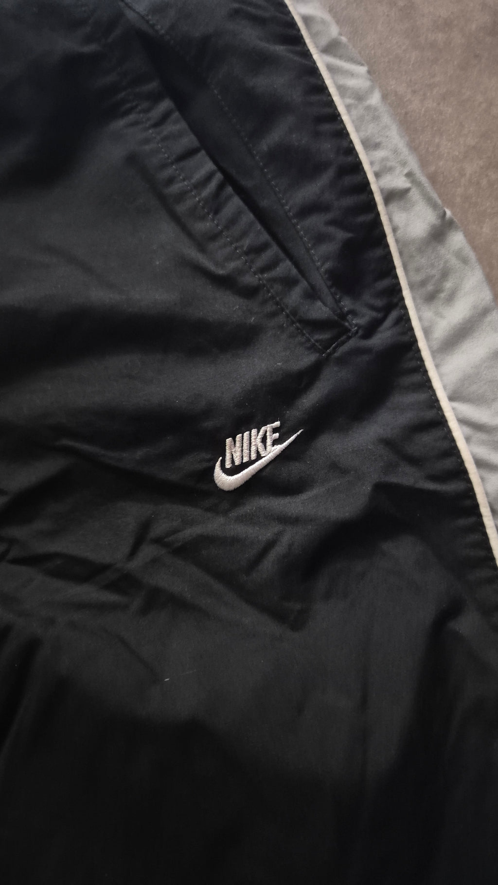 Nike Tracksuit (L)